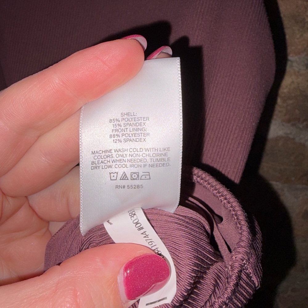 Express BodyContour Ribbed Bodysuit - Picture 4 of 5